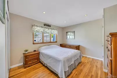 42 Crescent Street, Hicksville, NY 11801 - Photo 11