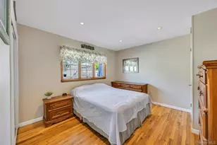 42 Crescent St, Hicksville, NY 11801 - Photo 11