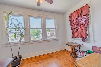 124 Roosevelt Boulevard, Long Beach, NY 11561 - Photo 9
