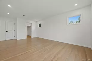 616 Harless Pl, West Hempstead, NY 11552 - Photo 19