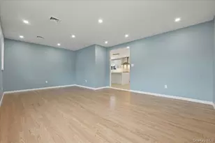 616 Harless Pl, West Hempstead, NY 11552 - Photo 11