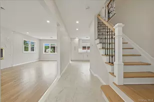 616 Harless Pl, West Hempstead, NY 11552 - Photo 3
