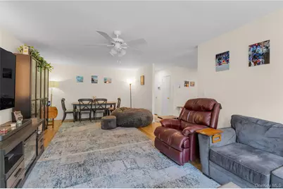32 Pearsall Avenue #3F, Glen Cove, NY 11542 - Photo 7