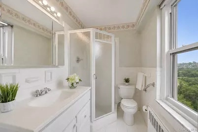 1200 Midland Avenue #9E, Bronxville, NY 10708 - Photo 17