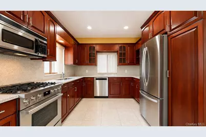 160-31 9th Avenue, Whitestone, NY 11357 - Photo 11