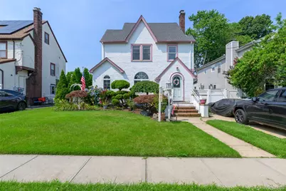 270 Bedell Terrace, West Hempstead, NY 11552 - Photo 1