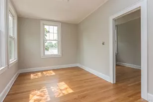 295 Railroad Ave, Sayville, NY 11782 - Photo 11