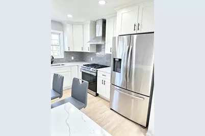 249 Bayport Avenue, Bayport, NY 11705 - Photo 17