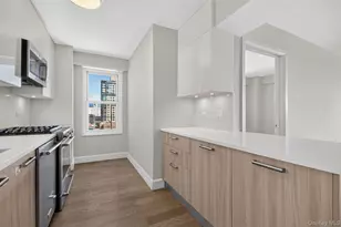 107-40 Queens Blvd, Forest Hills, NY 11375 - Photo 17