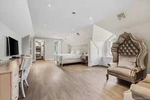 17 Sutton Pl, Lawrence, NY 11559 - Photo 31