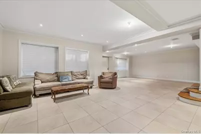 17 Sutton Place, Lawrence, NY 11559 - Photo 35