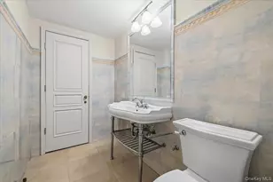 17 Sutton Pl, Lawrence, NY 11559 - Photo 37
