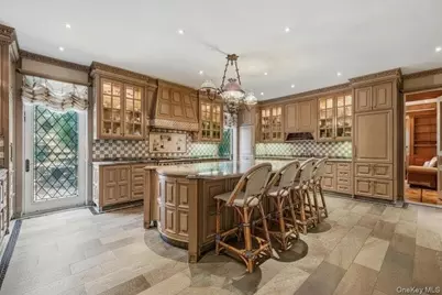 17 Sutton Place, Lawrence, NY 11559 - Photo 9