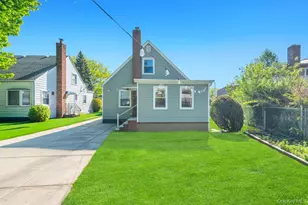 87-26 249th St, Bellerose, NY 11426 - Photo 21