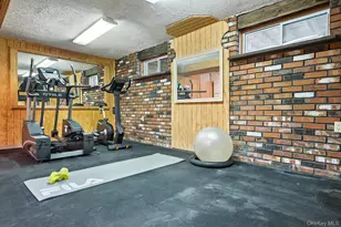 946 Barberry Rd, Yorktown Heights, NY 10598 - Photo 25