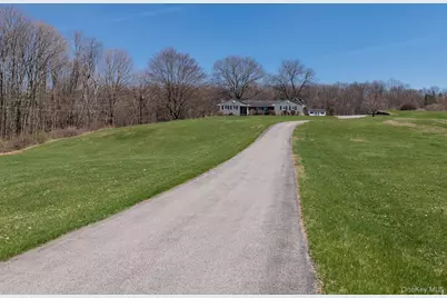 394 Smith Road, Hyde Park, NY 12538 - Photo 5