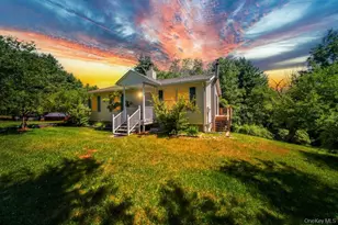 2082 Ulster Heights Rd, Ellenville, NY 12788 - Photo 27