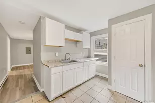 68 Catharine St, Poughkeepsie, NY 12601 - Photo 11