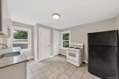 68 Catharine Street #Unit 2, Poughkeepsie, NY 12601 - Photo 9