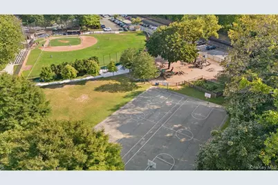 281 Garth Road #C2H, Scarsdale, NY 10583 - Photo 37