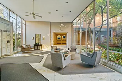 281 Garth Road #C2H, Scarsdale, NY 10583 - Photo 3