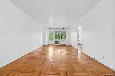 281 Garth Road #C2H, Scarsdale, NY 10583 - Photo 11