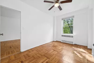 281 Garth Road #C2H, Scarsdale, NY 10583 - Photo 17