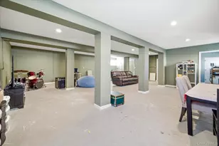 67 Radcliffe Rd, Island Park, NY 11558 - Photo 5