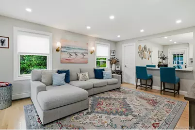 58 Summit Street, Oyster Bay, NY 11771 - Photo 5