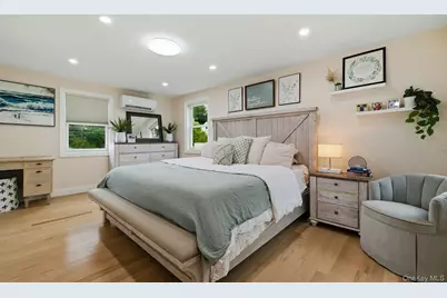 58 Summit Street, Oyster Bay, NY 11771 - Photo 19