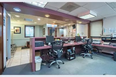 94-18 59th Avenue #E3, Elmhurst, NY 11373 - Photo 9