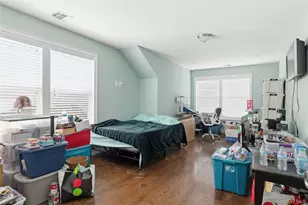 34 Meadow Ln, Amityville, NY 11701 - Photo 25