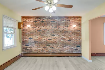 120 Ranch Lane, Levittown, NY 11756 - Photo 13