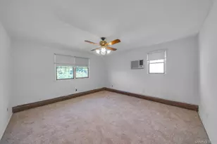 120 Ranch Ln, Levittown, NY 11756 - Photo 31