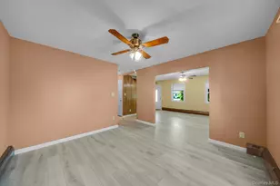 120 Ranch Ln, Levittown, NY 11756 - Photo 19