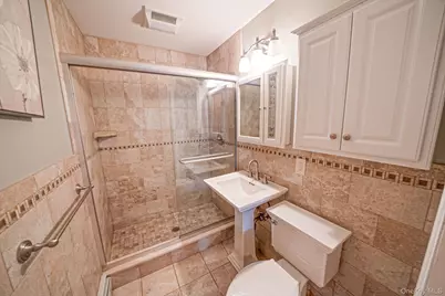 120 Ranch Lane, Levittown, NY 11756 - Photo 21
