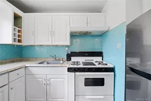 224-02 Stronghurst Ave, Queens Village, NY 11427 - Photo 7