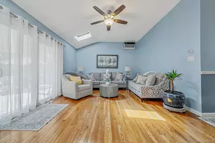 30 Pinewood Dr, Commack, NY 11725 - Photo 13
