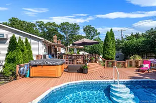 30 Pinewood Dr, Commack, NY 11725 - Photo 27