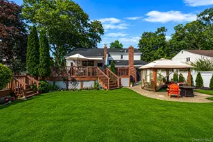 30 Pinewood Dr, Commack, NY 11725 - Photo 23