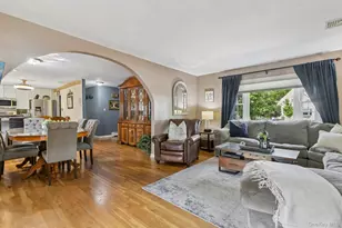 78-14 Langdale St, New Hyde Park, NY 11040 - Photo 9