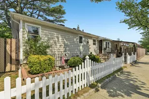 78-14 Langdale St, New Hyde Park, NY 11040 - Photo 3