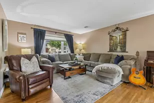 78-14 Langdale St, New Hyde Park, NY 11040 - Photo 7