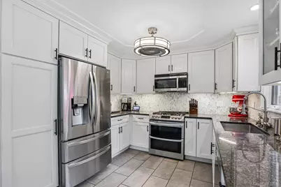 512 Westlake Drive, Valhalla, NY 10595 - Photo 13