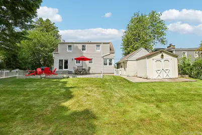 512 Westlake Drive, Valhalla, NY 10595 - Photo 35