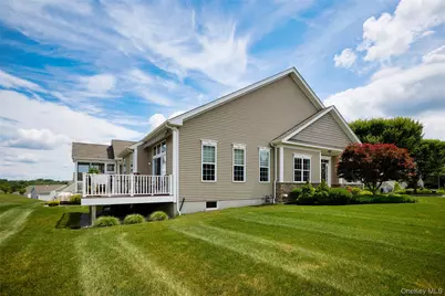 36 Farmington Road, Wappingers Falls, NY 12590 - Photo 5