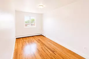 533 Soundview Ave, Bronx, NY 10473 - Photo 9