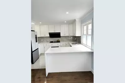 238 Jerome Street, Syosset, NY 11791 - Photo 3