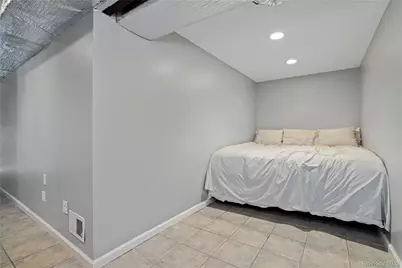 268 Ardsley Street, New York, NY 10306 - Photo 27