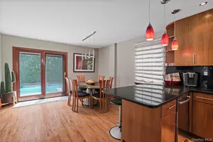 268 Ardsley St, New York, NY 10306 - Photo 3
